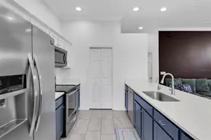 487 Bayou-Village Dr, Tarpon Springs, FL 34689 - Photo 9