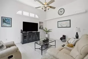 11457 Genter Dr, Spring Hill, FL 34609 - Photo 5