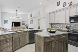 11457 Genter Dr, Spring Hill, FL 34609 - Photo 13