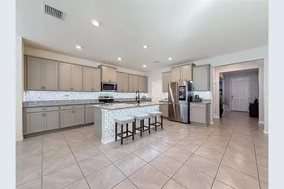 3797 Autumn Amber Drive, Spring Hill, FL 34609 - Photo 9