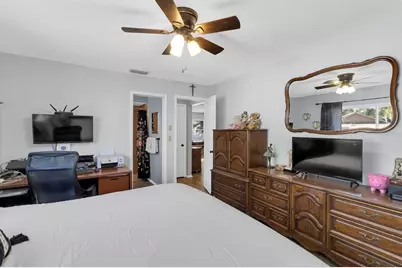 4186 Castle Avenue, Spring Hill, FL 34609 - Photo 15