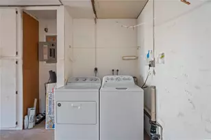 8718 Benton Dr, Port Richey, FL 34668 - Photo 43