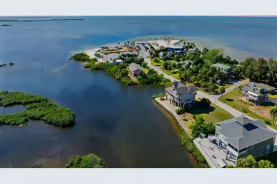 10166 Cabana Street, Weeki Wachee, FL 34607 - Photo 13