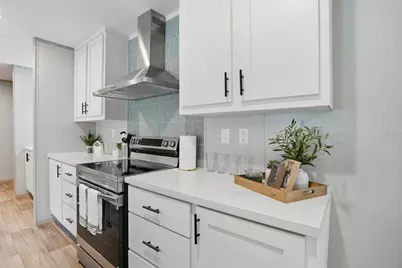 18078 Evening Star Avenue, Brooksville, FL 34604 - Photo 11