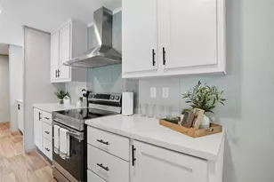 18078 Evening Star Ave, Brooksville, FL 34604 - Photo 11