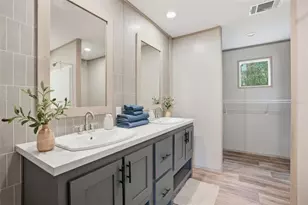 18078 Evening Star Ave, Brooksville, FL 34604 - Photo 7