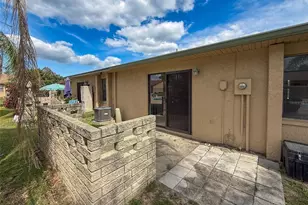 7116 Barclay Ave, Spring Hill, FL 34609 - Photo 27