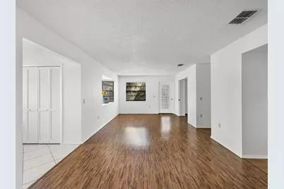 12035 Proctor Loop #5, New Port Richey, FL 34654 - Photo 7