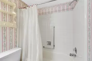 11204 Pembridge Ct, Port Richey, FL 34668 - Photo 21