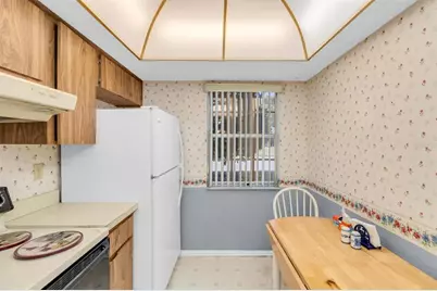 11204 Pembridge Court #4, Port Richey, FL 34668 - Photo 11