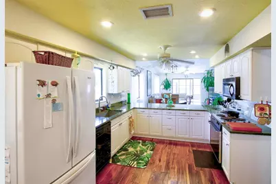 6502 River Run Boulevard, Weeki Wachee, FL 34607 - Photo 9