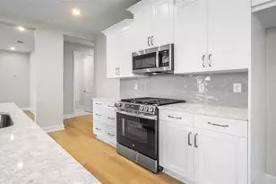 570 Hammock Oaks Blvd, Lady Lake, FL 32159 - Photo 17