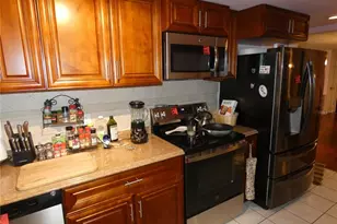 4832 Elmwood St, New Port Richey, FL 34653 - Photo 5