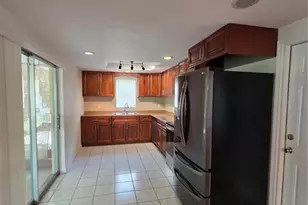 4832 Elmwood St, New Port Richey, FL 34653 - Photo 9