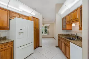 18602 White Pine Cir, Hudson, FL 34667 - Photo 9