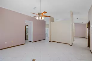 18602 White Pine Cir, Hudson, FL 34667 - Photo 13