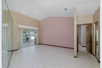 18602 White Pine Circle, Hudson, FL 34667 - Photo 15