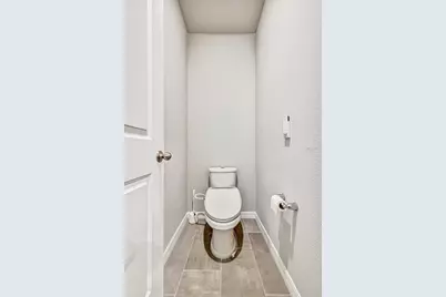 3303 Asher Moon Lane, Zephyrhills, FL 33540 - Photo 33