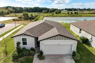 3303 Asher Moon Ln, Zephyrhills, FL 33540 - Photo 3