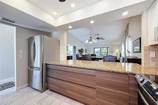 9981 Eagles Point Cir, Port Richey, FL 34668 - Photo 15