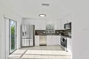 6634 Hickorywood Dr, New Port Richey, FL 34653 - Photo 9