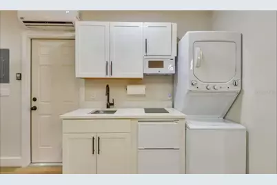 618 19th Street W, Bradenton, FL 34205 - Photo 15