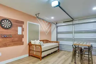 618 19th St W, Bradenton, FL 34205 - Photo 13