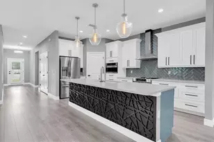 4136 Watson Dr, New Port Richey, FL 34655 - Photo 9