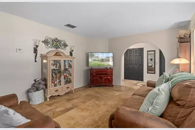 1407 Garden Avenue, Tarpon Springs, FL 34689 - Photo 9