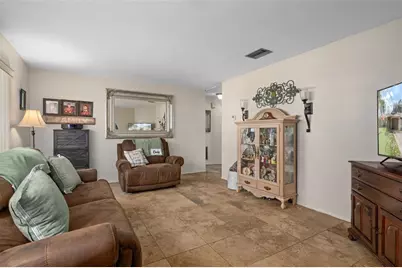 1407 Garden Avenue, Tarpon Springs, FL 34689 - Photo 7