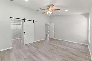 12403 Snowy Egret Ave, Weeki Wachee, FL 34614 - Photo 37