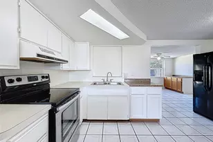 7735 Brookeridge Dr, Port Richey, FL 34668 - Photo 9