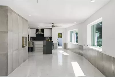 11982 W Bayshore Drive, Crystal River, FL 34429 - Photo 11