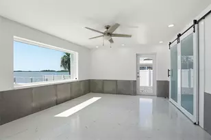 11982 W Bayshore Dr, Crystal River, FL 34429 - Photo 37