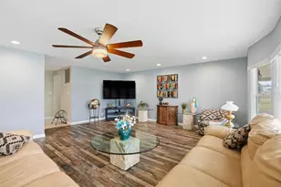 8156 Baycrest Dr, Brooksville, FL 34613 - Photo 7