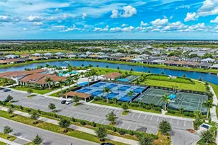 18388 Rockport Pl, Lakewood Ranch, FL 34211 - Photo 9