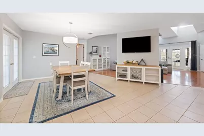 11006 Canary Avenue, Weeki Wachee, FL 34613 - Photo 43