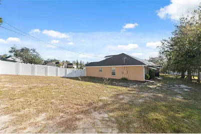 11006 Canary Avenue, Weeki Wachee, FL 34613 - Photo 21