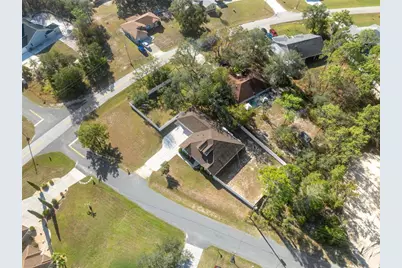 11006 Canary Avenue, Weeki Wachee, FL 34613 - Photo 23