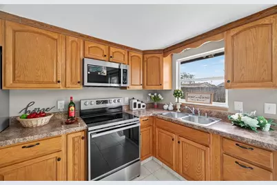 3742 Elmwood Drive, Holiday, FL 34691 - Photo 11