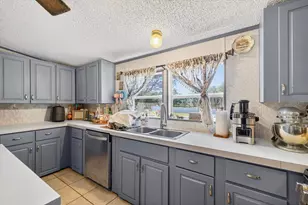 5280 Golddust Rd, Spring Hill, FL 34609 - Photo 11