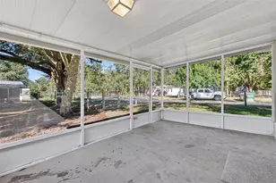 37916 Tucker Rd, Zephyrhills, FL 33542 - Photo 17