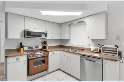 3116 Fairmount Drive, Holiday, FL 34691 - Photo 9