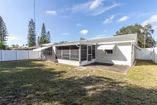 3116 Fairmount Dr, Holiday, FL 34691 - Photo 3