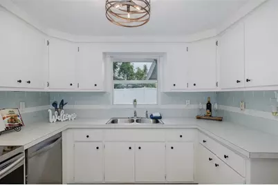 7437 Daggett Terrace, New Port Richey, FL 34655 - Photo 7