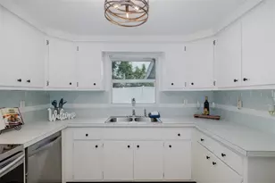 7437 Daggett Terrace, New Port Richey, FL 34655 - Photo 7