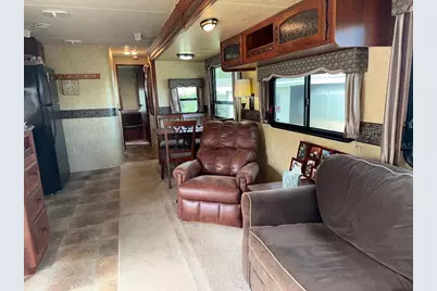 9517 Black Bear Drive, Weeki Wachee, FL 34613 - Photo 7