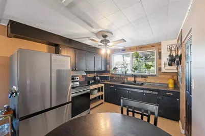 7002 Eisenhower Street, Weeki Wachee, FL 34613 - Photo 5