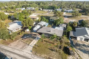 7002 Eisenhower St, Weeki Wachee, FL 34613 - Photo 29