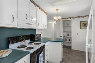 14751 Brookridge Blvd, Brooksville, FL 34613 - Photo 19